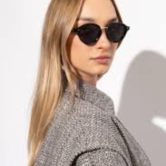 Valentino ESSENTIAL-IV VLS-132A Round Sunglasses - Black\Grey - Picture 8 of 11